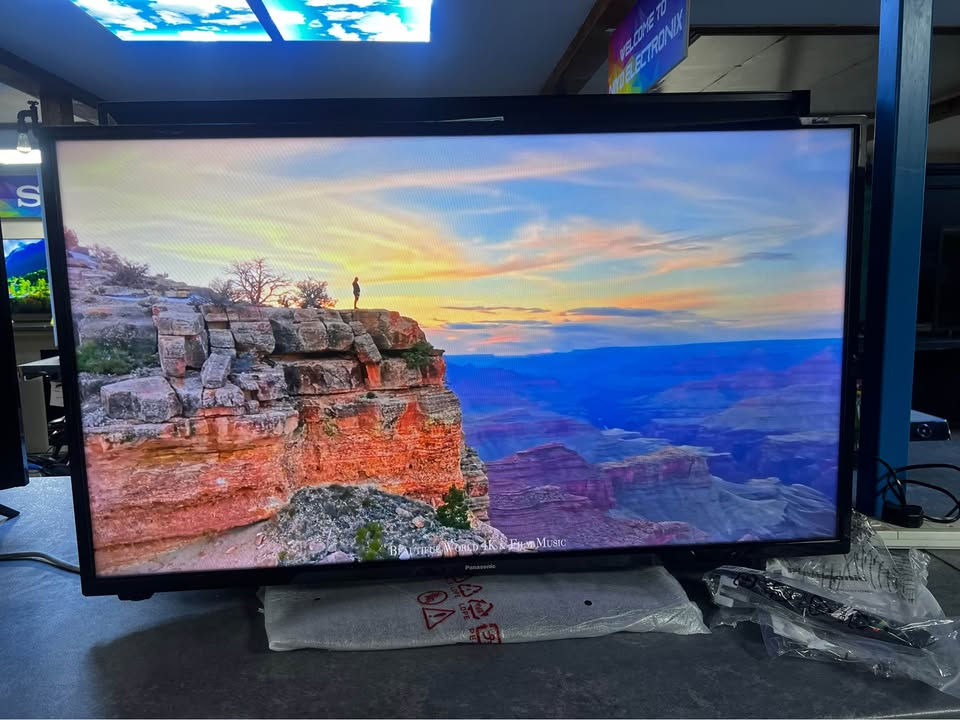 40" Panasonic TX-40MS490B Full HD Smart Android LED TV