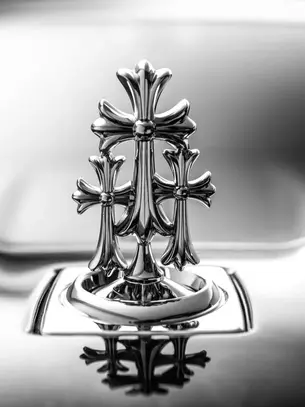 THE REIGN OF CHROME HEARTS