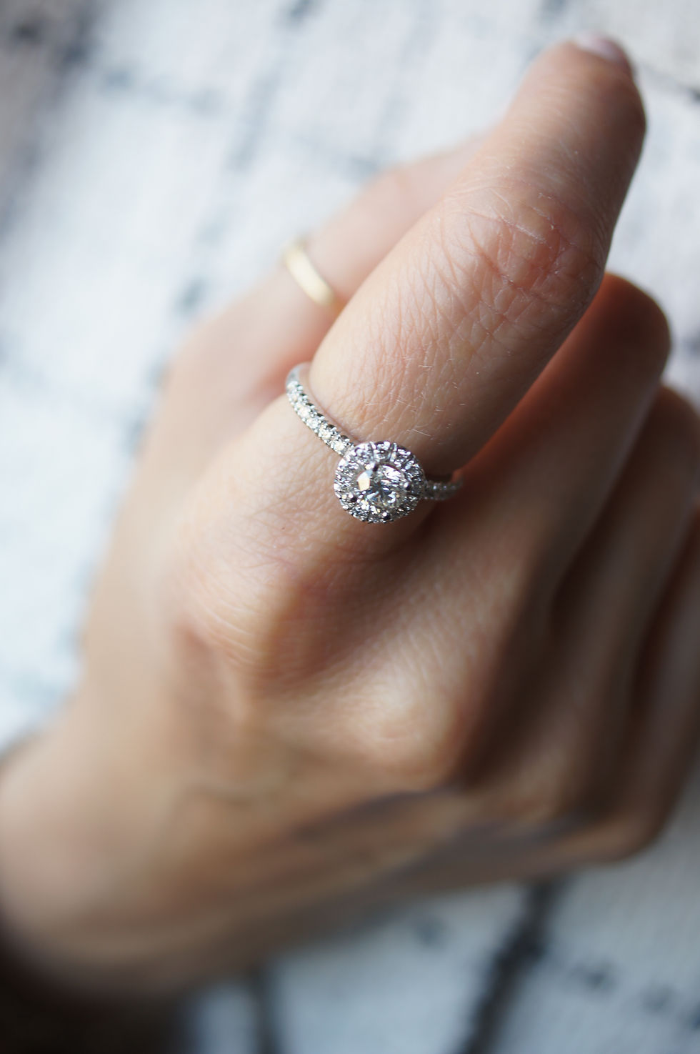 Thumbnail: Pierścionek biały "Haloring 0,88 ct"
