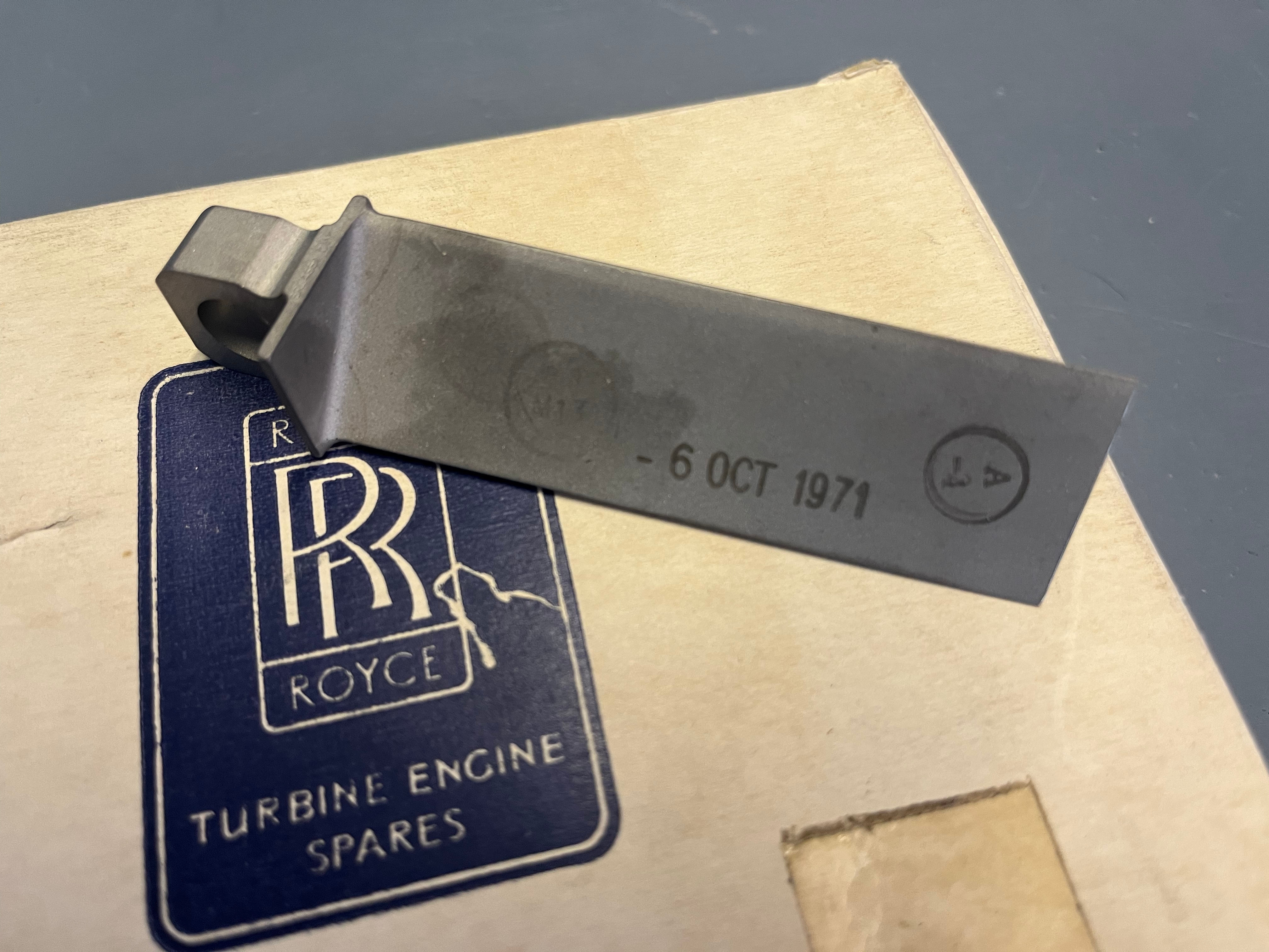 Rolls Royce 1971 turbine engine blade 