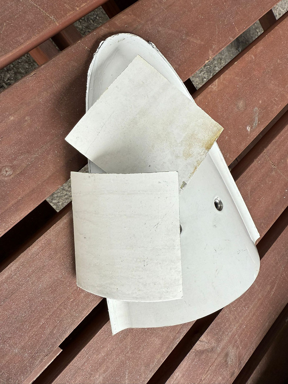 Cityjet EI-WXA BAe 146 LH aft upper pintle pin cover square