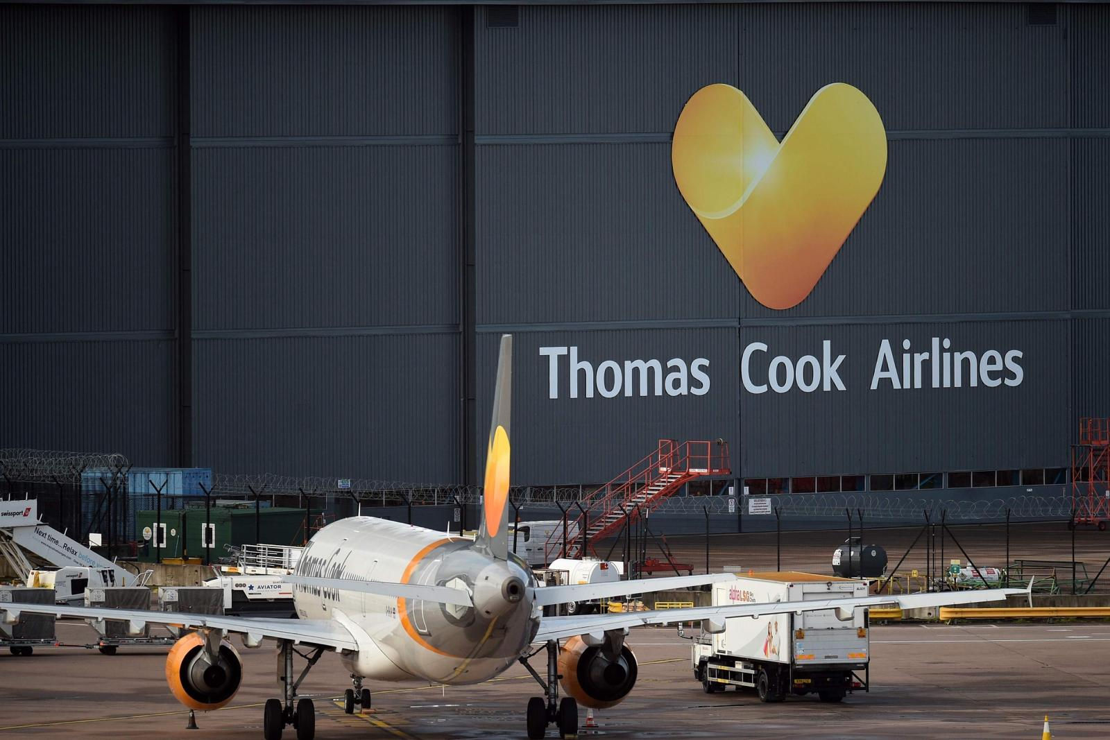 Thomas Cook Hangar Signage Lettering