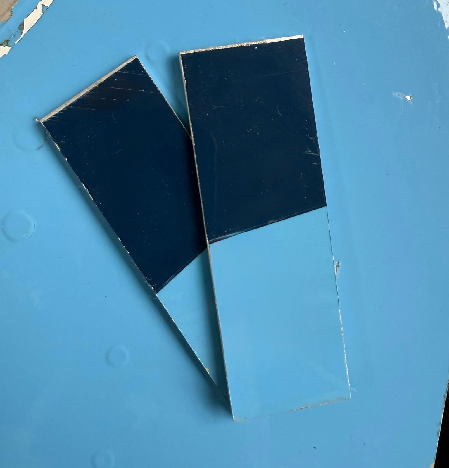 TUI 757-200 G-BYAW fuselage skin cut