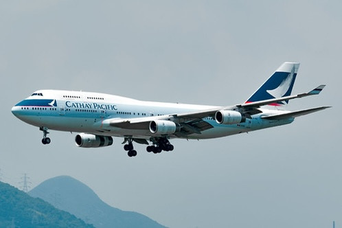 Cathay Pacific Boeing 747-400 B-HUI fuselage skin window cut
