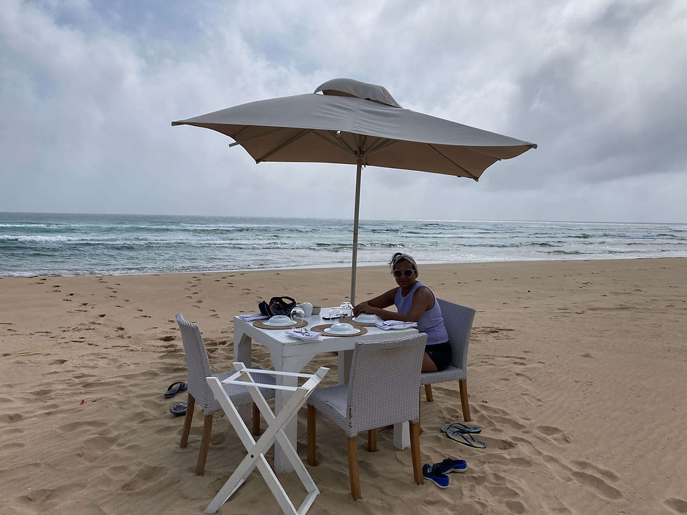 Breakfast on the beach