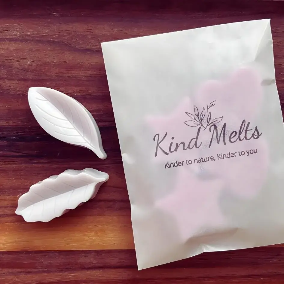 "Kind Melts Lavender Matcha natural wax melts in a botanical leaf shape, handcrafted in the UK with sustainable coconut wax