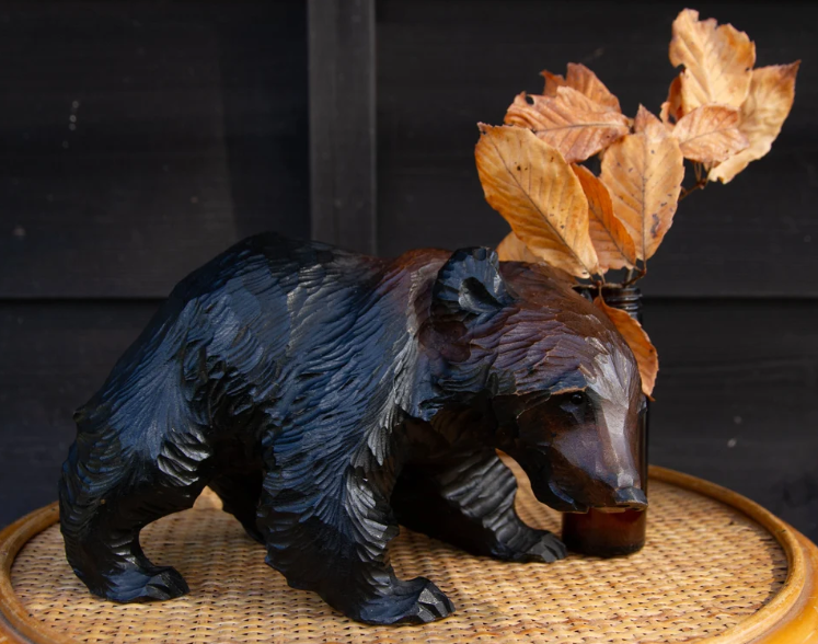 Kuchitoji Guma - Closed Mouth Bear