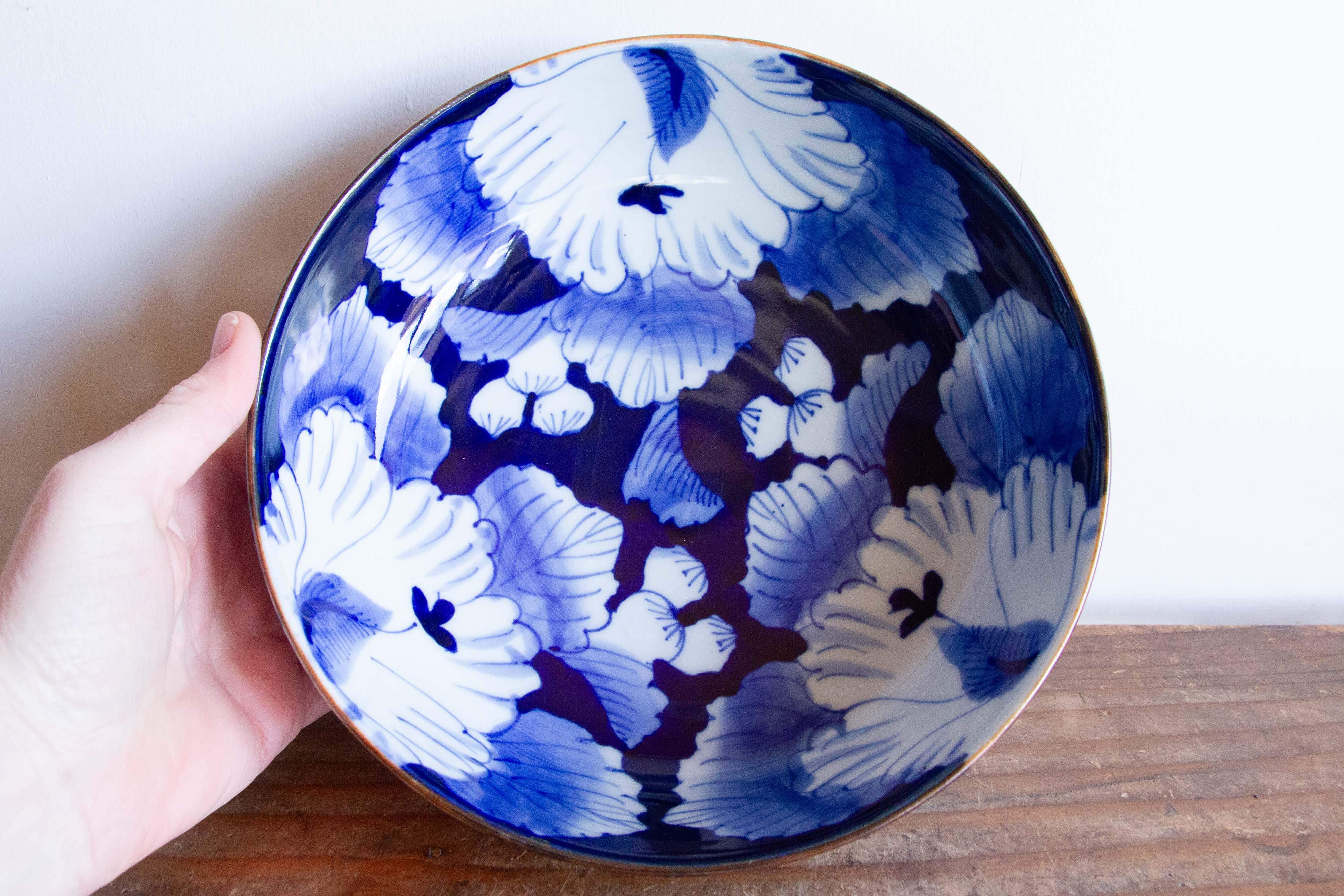 Small Floral 19th Century Japanese Sometsuke Bowl