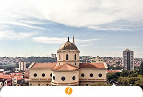 Americana investe em usina de energia solar para melhorar eficiência energética no município