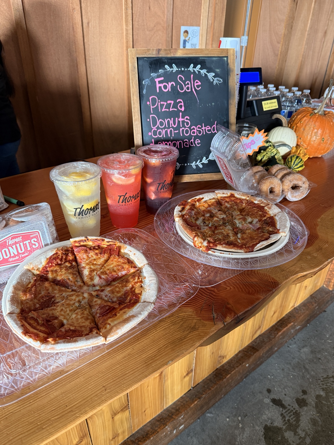 Pizza, lemonade and donuts at Thomas Family Farm