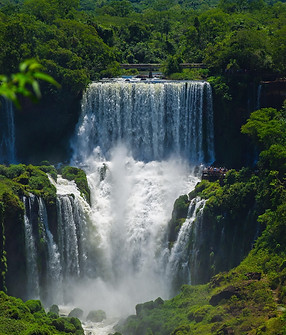 waterfall-5040218_1920.jpg
