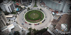 riviera com logo 2