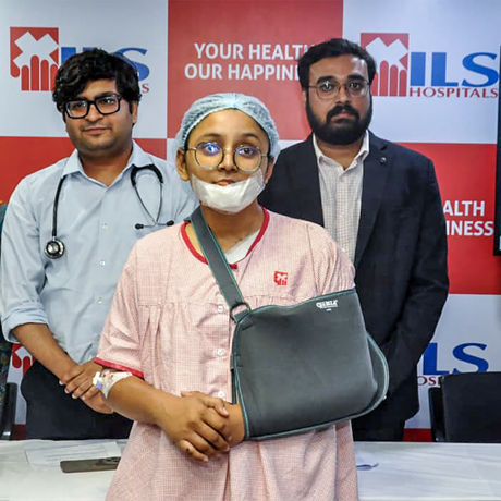 ILS Hospitals Dum Dum Assists NEET Candidate in Fulfilling Her Dream Following Complicated Trauma Surgery
