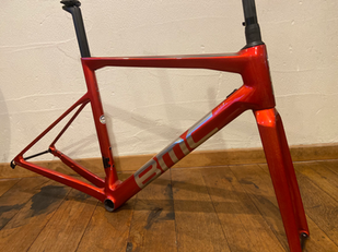 ＜入荷情報＞’23 BMC/SLRフレームセット入荷しました！