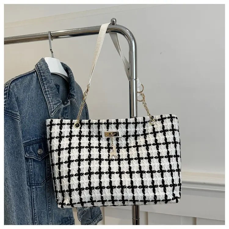 Korean Style Plaid Women's Shoulder Tote Bag Black White