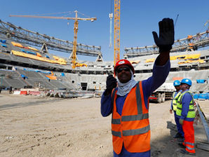 COUPE DU MONDE DE FOOT 2022 : Plus de 6500 travailleurs migrants sont morts au Qatar en dix ans