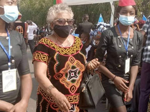 La sénatrice Regina Mundi est libre !