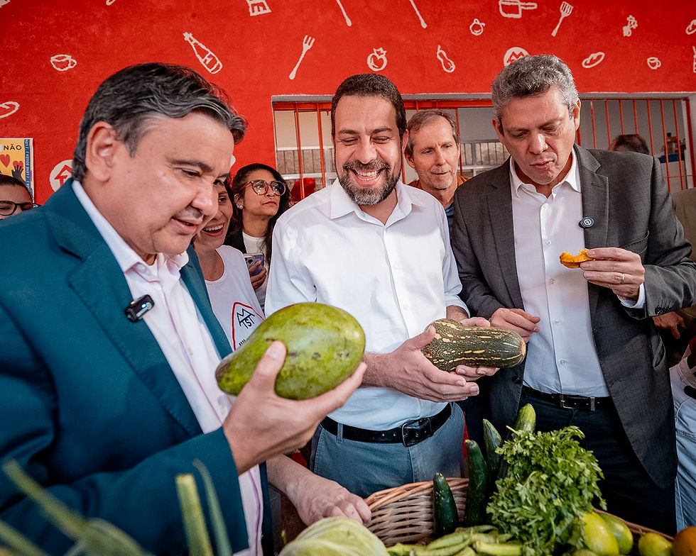 Após fracassar com os movimentos sociais, Márcio Macêdo pode ser substituído por Guilherme Boulos