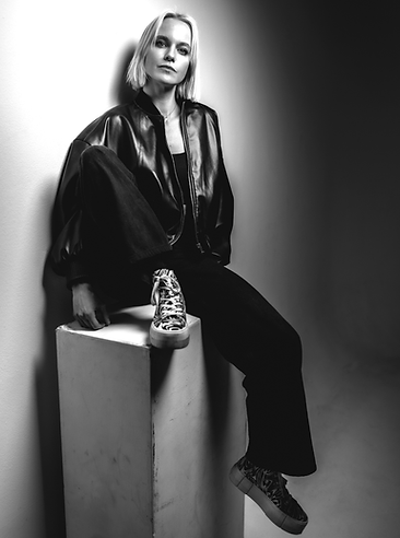 Portrait of BSTHP artist Alyne for Berlin techno bookings.