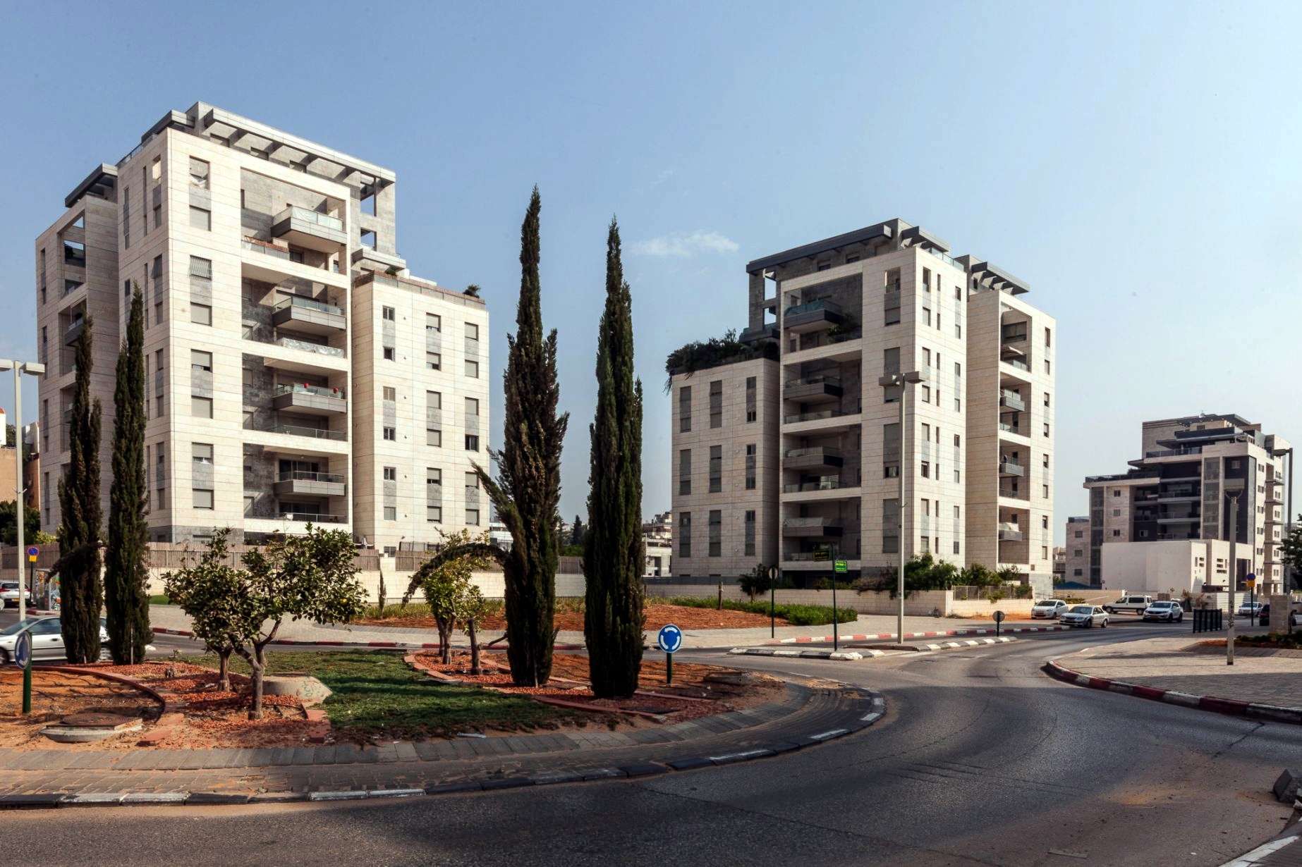 Real estate agency in Petah Tikva Apartments & Houses For Sale in PT