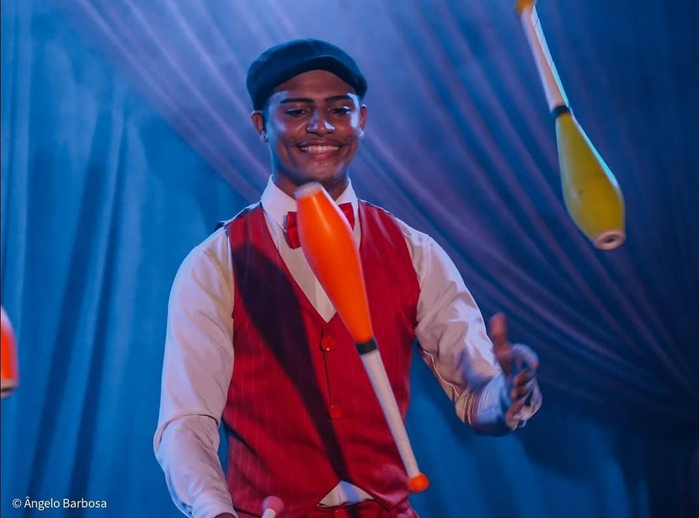 Circo no Residencial leva espetáculo, brincadeiras e magia ao Açucena neste sábado (26)
