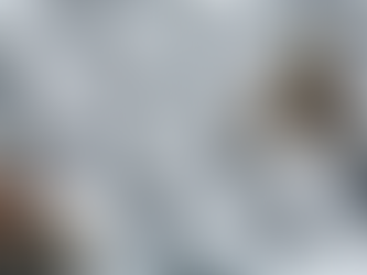 Шановне товариство, в державі 19-й день війни, нам усім важко. Фізично, морально, емоційно.