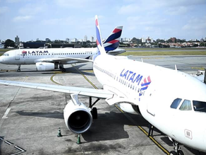 Latam é condenada por impedir embarque devido a nome abreviado no bilhete