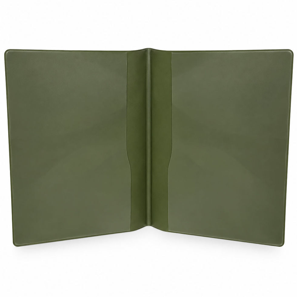 Papier de famille souple en velours vert ouvert avec pochettes intérieures