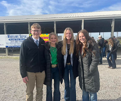 Section 16 Livestock Judging Contest Reasons Team.jpg