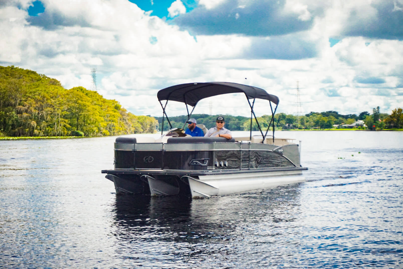 Manaboat Pontoon Rental