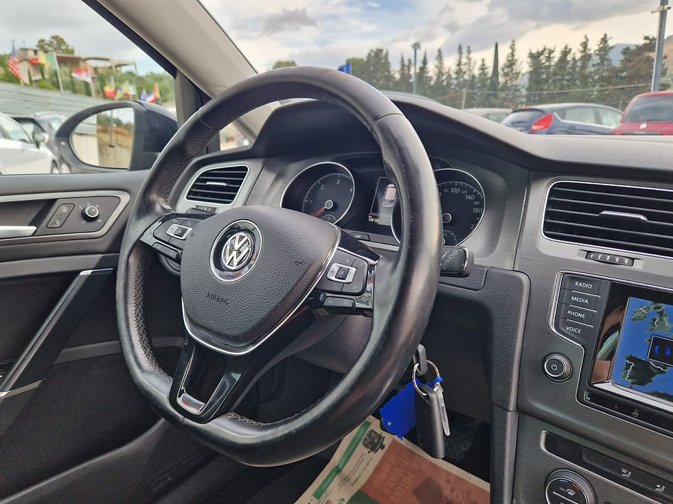 Miniatura: Volkswagen Golf 1.6 TDI 5p. Highline BlueMotion 