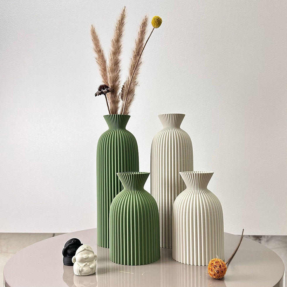 Thumbnail: 2-Piece Wavy Pattern Plastic Dry Flower Vase Set
