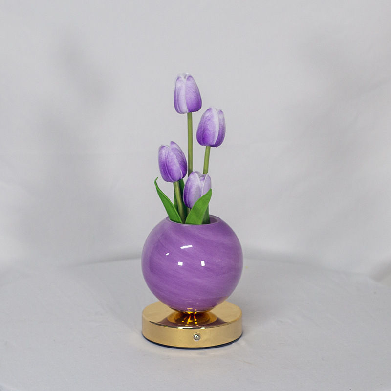 Thumbnail: Tulip LED Simulation Bouquet USB Rechargeable Desk Lamp