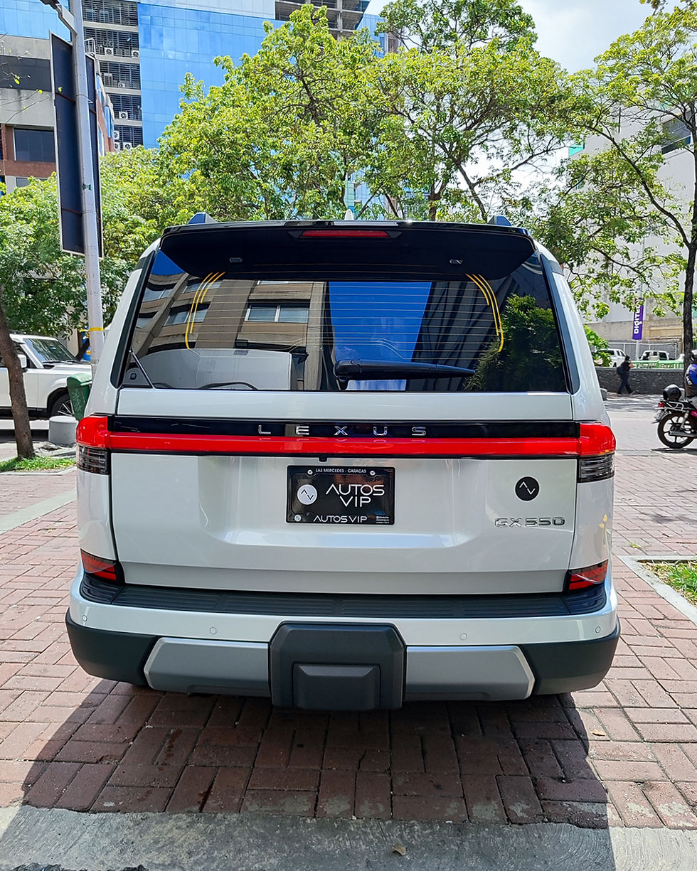 Miniatura: Lexus GX550 Overtrail | 2024 | Automático | 11.766 Millas