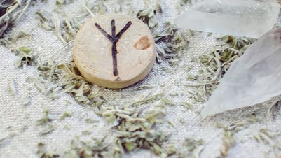 Power of the Algiz Rune: Use Its Mystical Energy for Protection