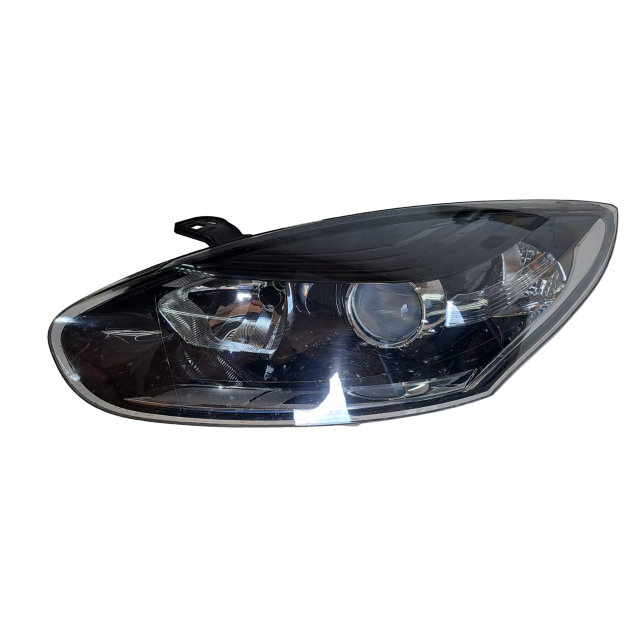 Фара Ліва Renault Meganе III 13-15 260609396R Темна