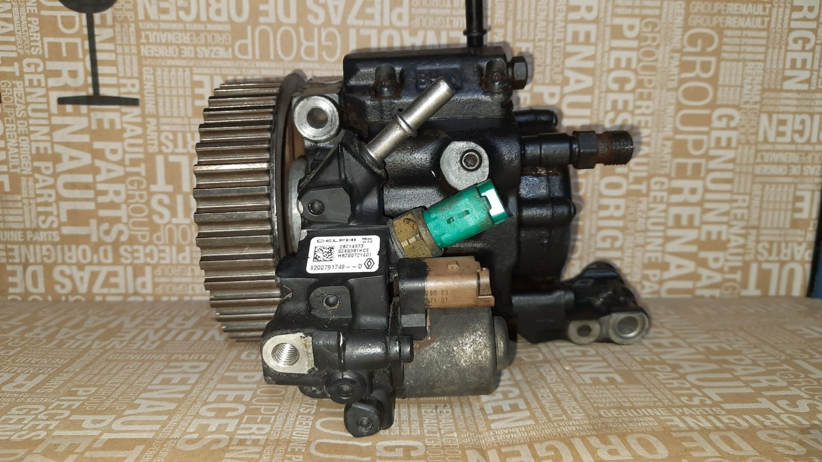 Паливний насос високого тиску ТНВД DELPHI R9042A041A