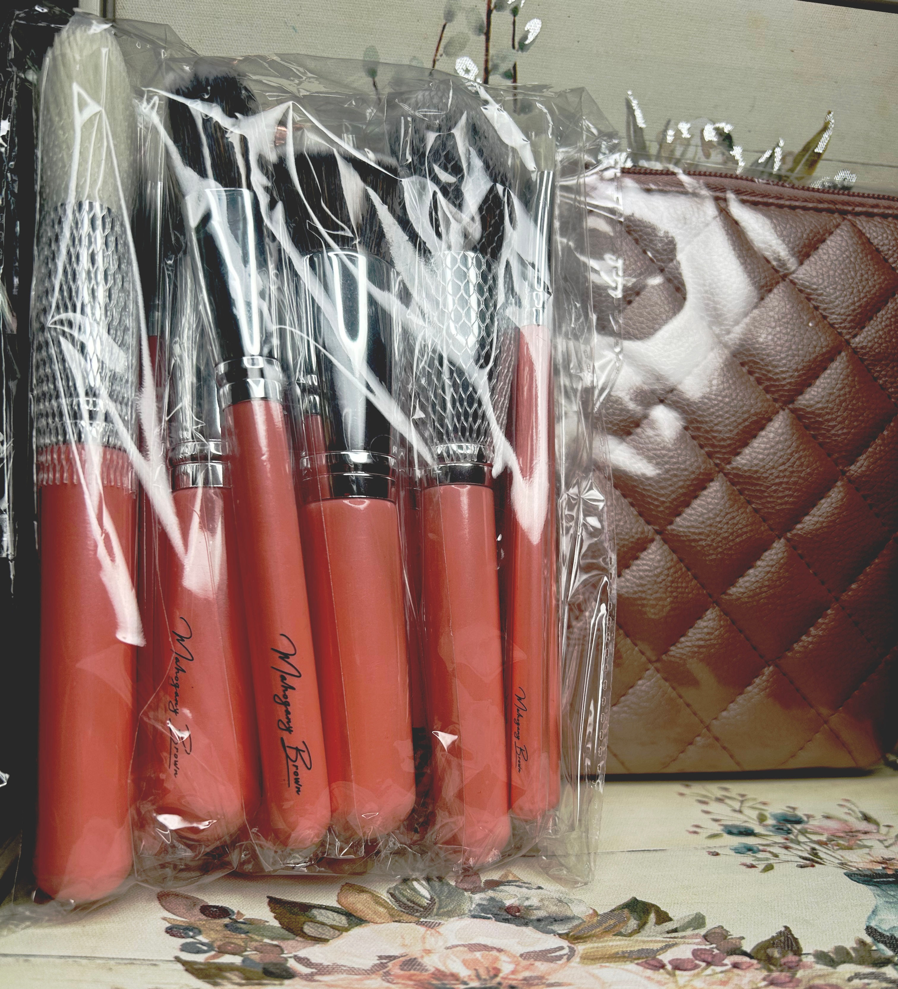 MB Cosmetics 18pc Brushes 