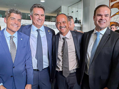 Elinaldo comemora federação entre União Brasil e PP: “Mostra a força da oposição na Bahia e no Brasil”
