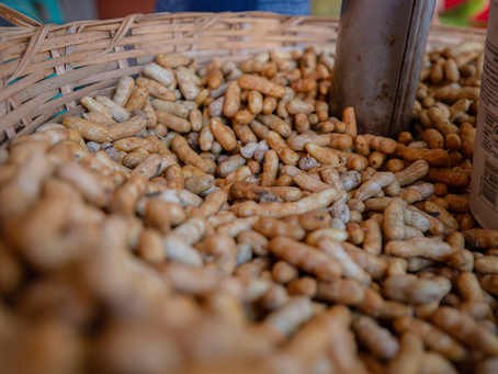 Lauro de Freitas: mercado municipal aquece com venda de produtos típicos para o São João