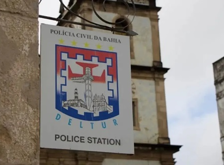 Turista é baleado no Centro Histórico de Salvador após tentativa de assalto