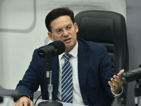 João Roma critica cooptação de prefeitos pelo PT e defende candidatura de Bolsonaro em 2026