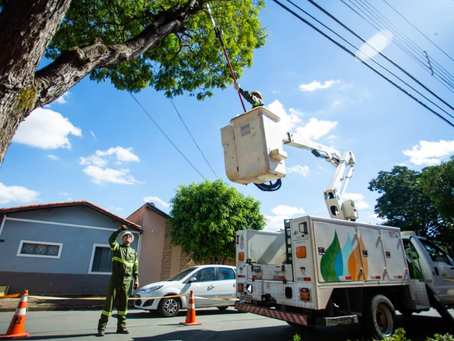 Confira os bairros de Salvador afetados por interrupção programada de energia nesta terça (28)