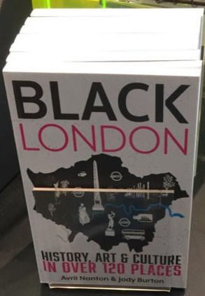 Thumbnail: Black Statues Around Westminster Walk