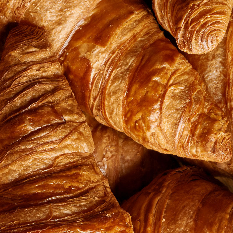 fuellungen_quadrat_0006_freshly-baked-croissants-2026-03-10-03-54-28-utc.jpg
