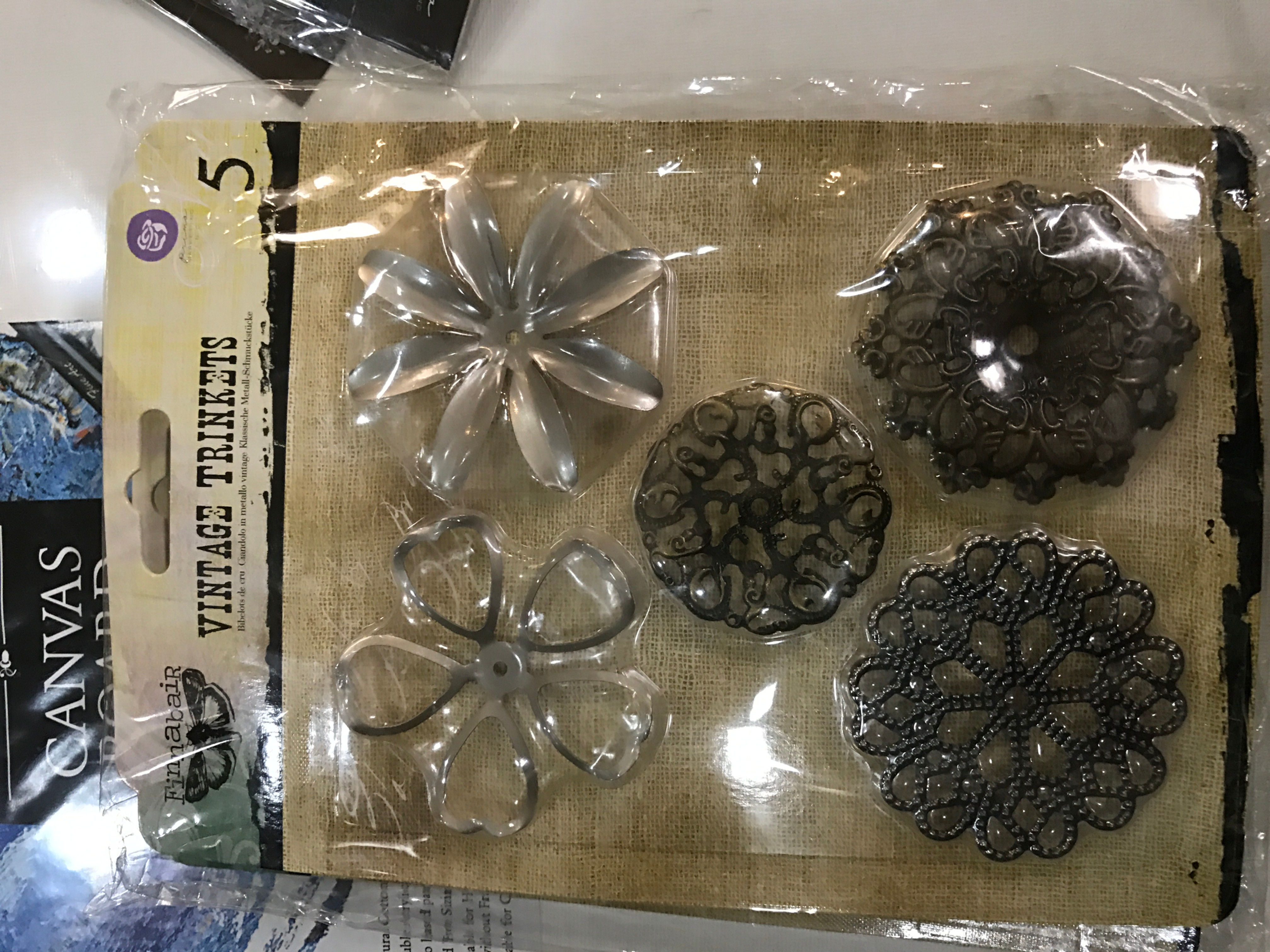 Metal flowers vintage 