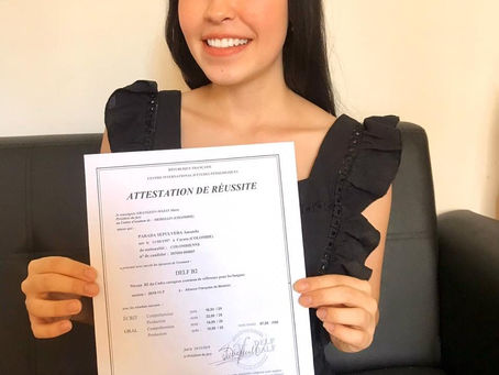Félicitations à notre étudiante pour réussir le DELF B2 !!! 🎊👏🍾🥂🍻😃🤩🤩