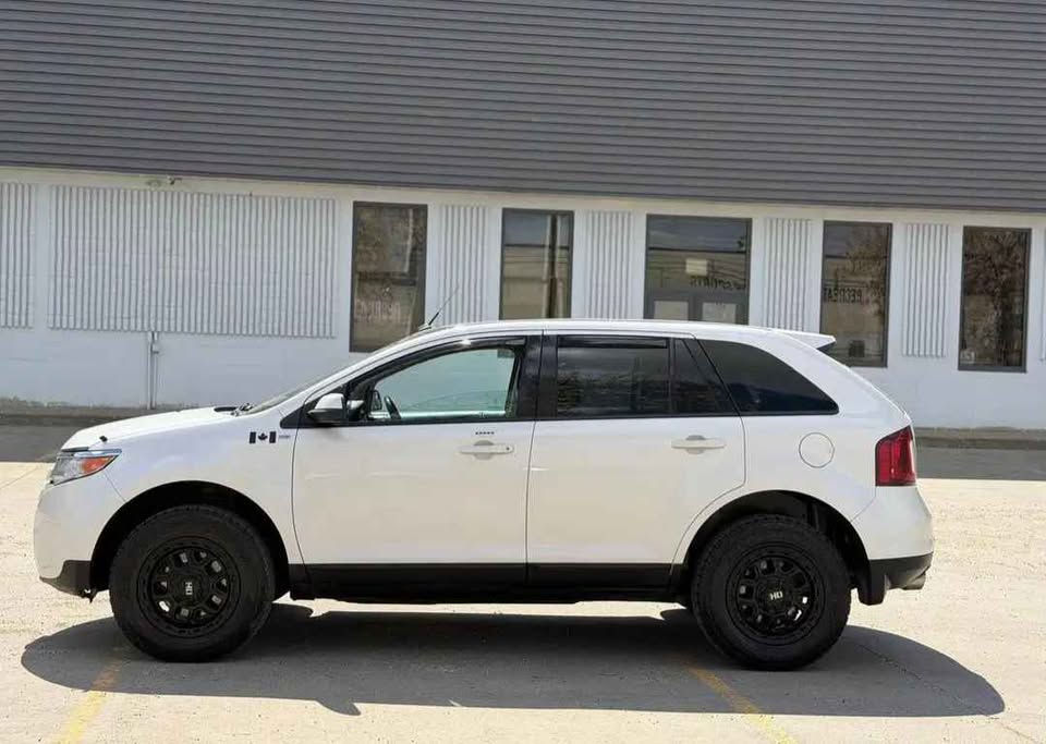 Thumbnail: 2014 Ford Edge SEL ━ 221,000 KS 