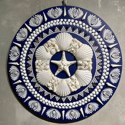 20" Round
Mixed Media
650.00