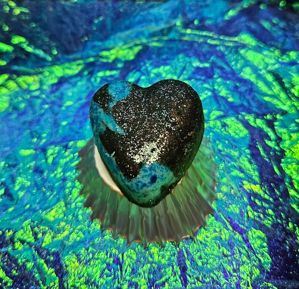 CARAMEL SEA SALT HEARTS